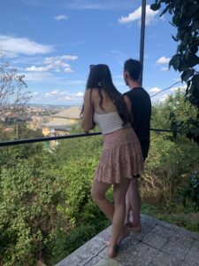 Tango gathering balcony